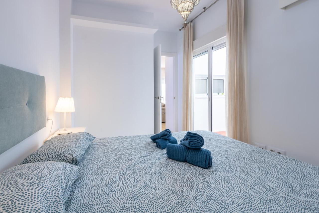 Charming 2 Bedroom Apartment Triana Bridge By Ocityzen Sevilla Kültér fotó
