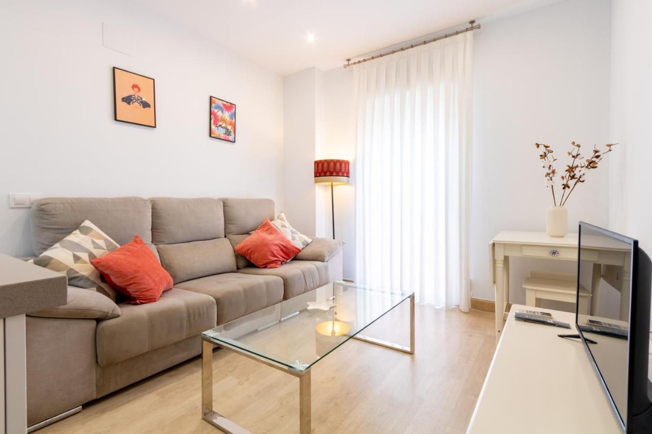 Charming 2 Bedroom Apartment Triana Bridge By Ocityzen Sevilla Kültér fotó