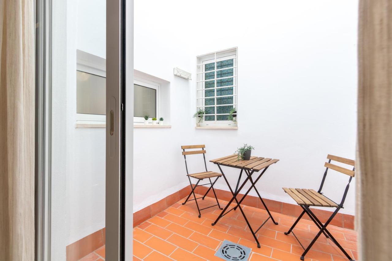 Charming 2 Bedroom Apartment Triana Bridge By Ocityzen Sevilla Kültér fotó
